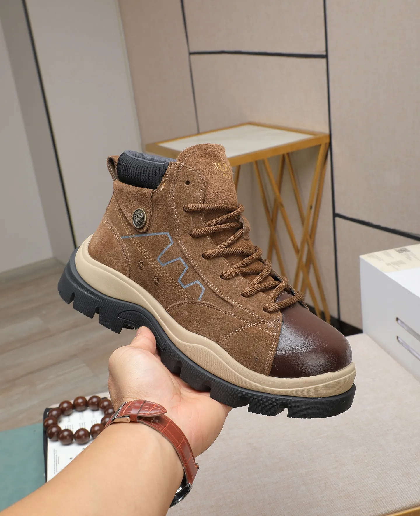 Men's shoes 💰640 IUGGI new retro presbyopia men's shoes, casual and versatile, full of high-end sense, fashionable, luxury and personalized style, joint style, retro presbyopia factor, full of handsome style, first layer suede cowhide, lining wool, rubber outsole, light and non-slip size: 39-44
